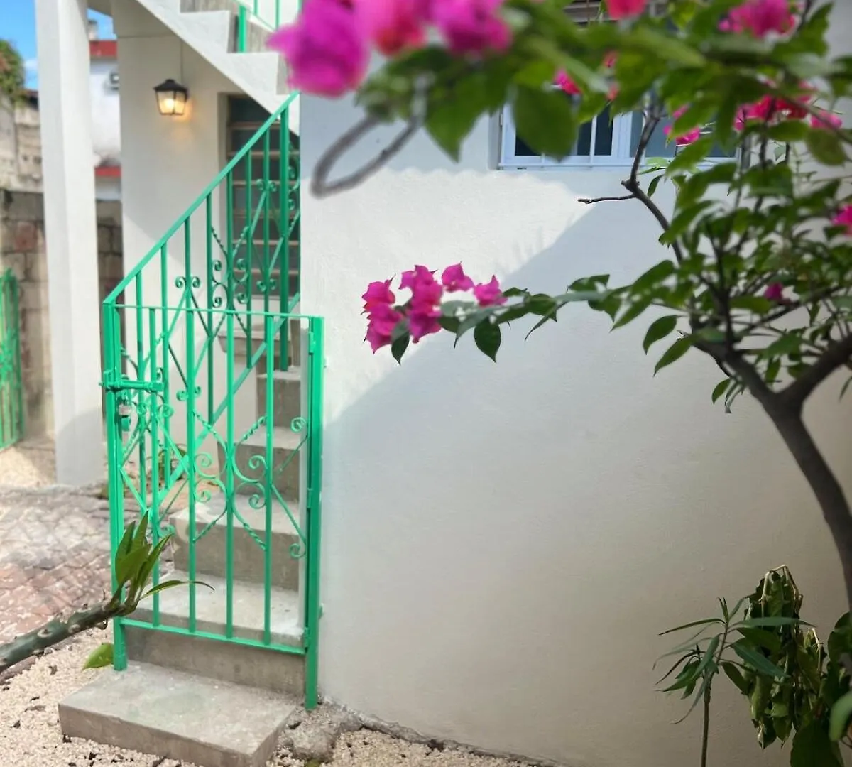 Casa En El Centro De Merida, 5 Habitaciones Y 3 Banos, Ideal Para Grupos