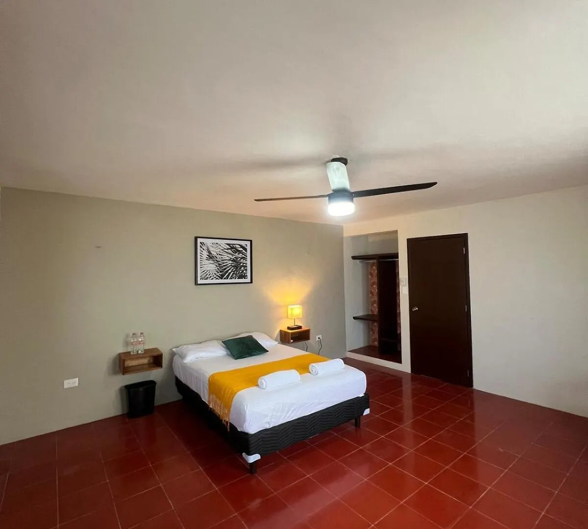 Casa En El Centro De Merida, 5 Habitaciones Y 3 Banos, Ideal Para Grupos Holiday home