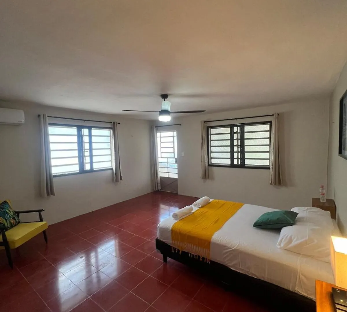Casa En El Centro De Merida, 5 Habitaciones Y 3 Banos, Ideal Para Grupos 0*, Merida Mexico